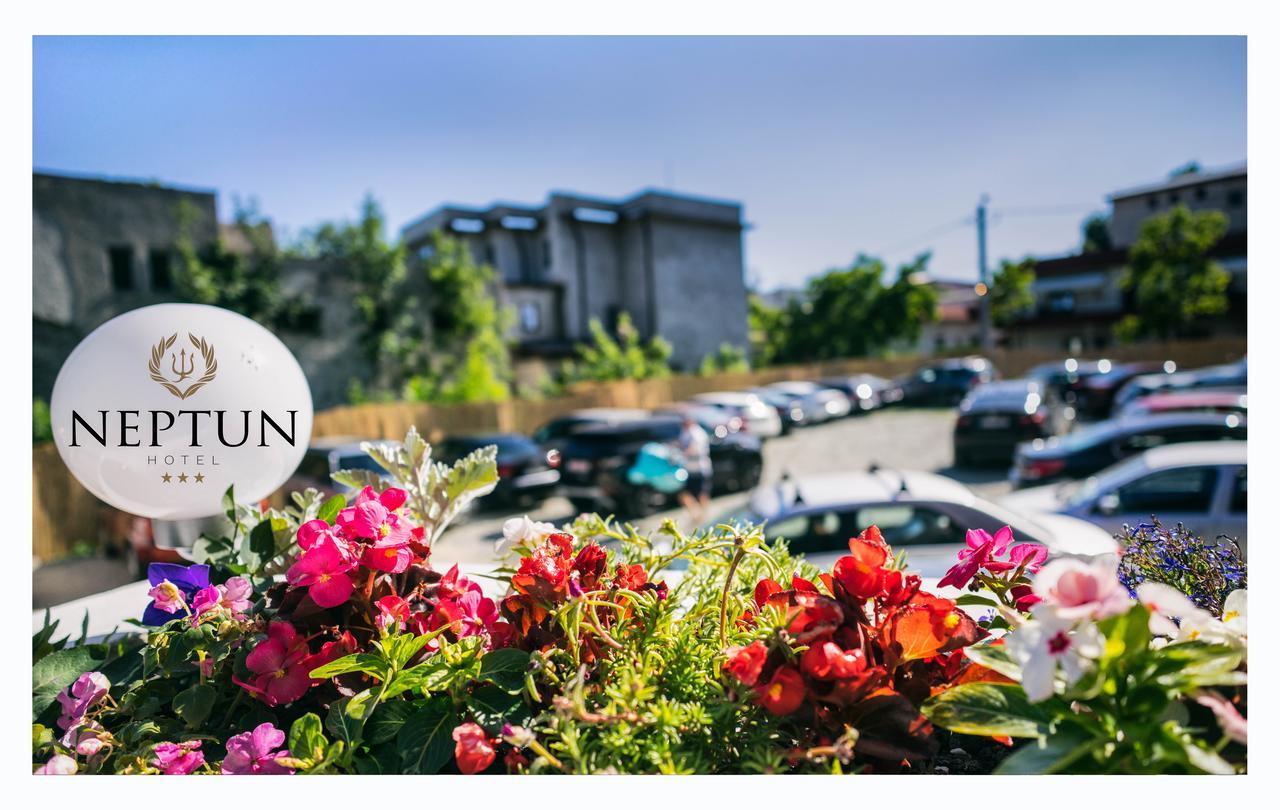 Hotel Neptun Eforie מראה חיצוני תמונה