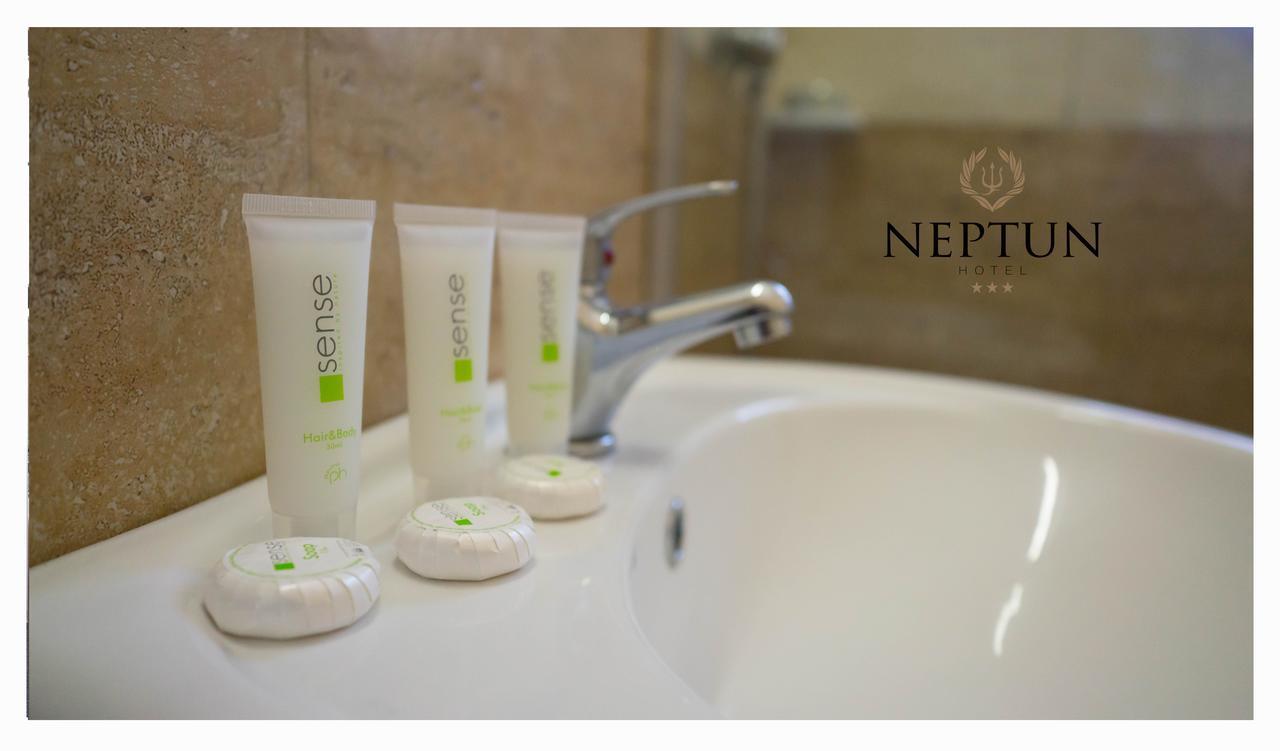 Hotel Neptun Eforie מראה חיצוני תמונה