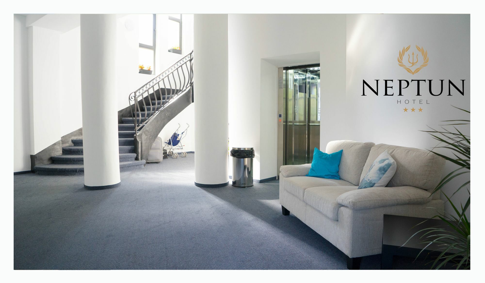 Hotel Neptun Eforie מראה חיצוני תמונה